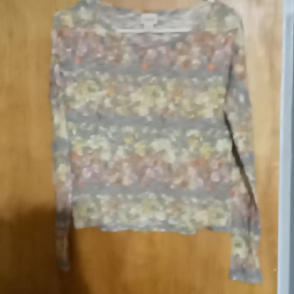Sweater - Picture 5 of 6